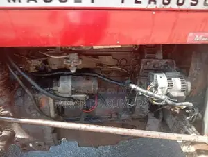 Mahindra 2 Wheel 2002 Tractor (Used)