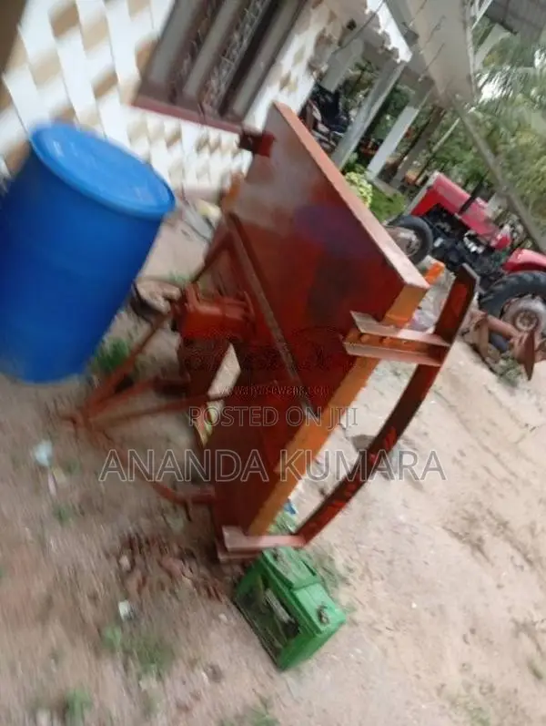 Massey-Ferguson 135 2025 Tractor (Used)