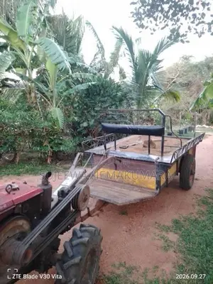Other K700 2022 Tractor (Used)