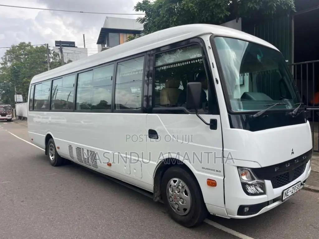 Mitsubishi Fuso Rosa 2025 Bus (Used)