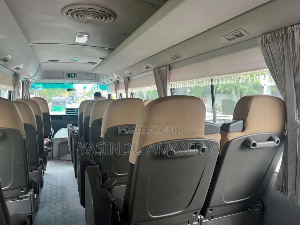 Mitsubishi Fuso Rosa 2025 Bus (Used)