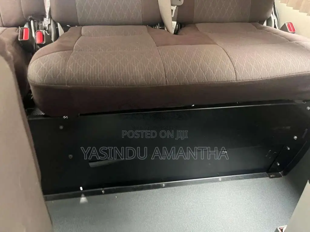 Mitsubishi Fuso Rosa 2025 Bus (Used)