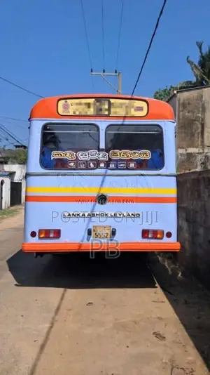 Ashok-Leyland Viking 2002 Bus (Used)