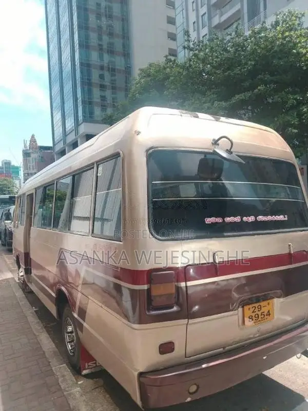 Isuzu Journey L 1980 Bus (Used)
