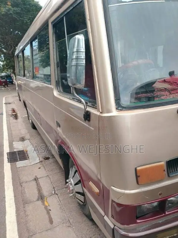 Isuzu Journey L 1980 Bus (Used)