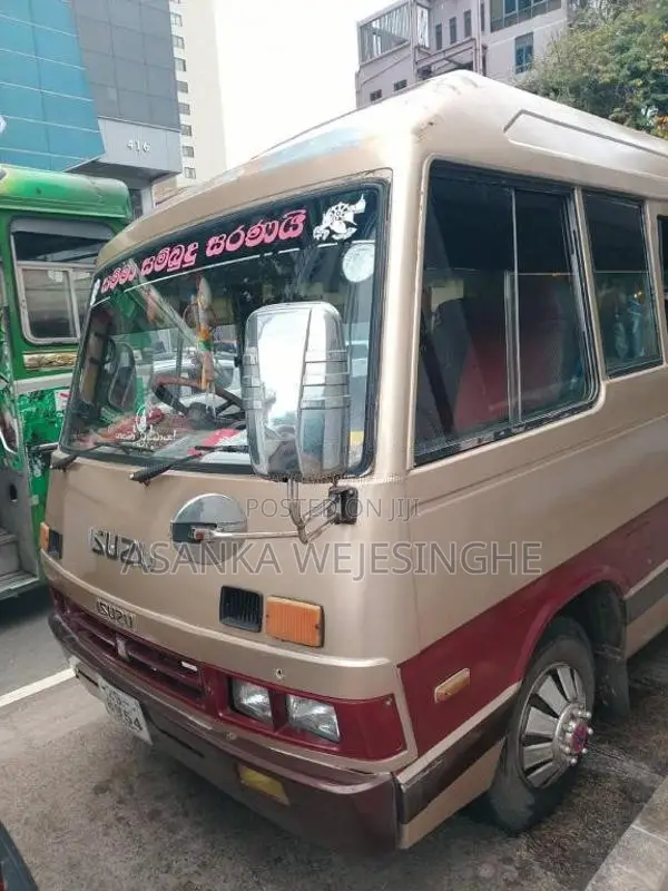 Isuzu Journey L 1980 Bus (Used)