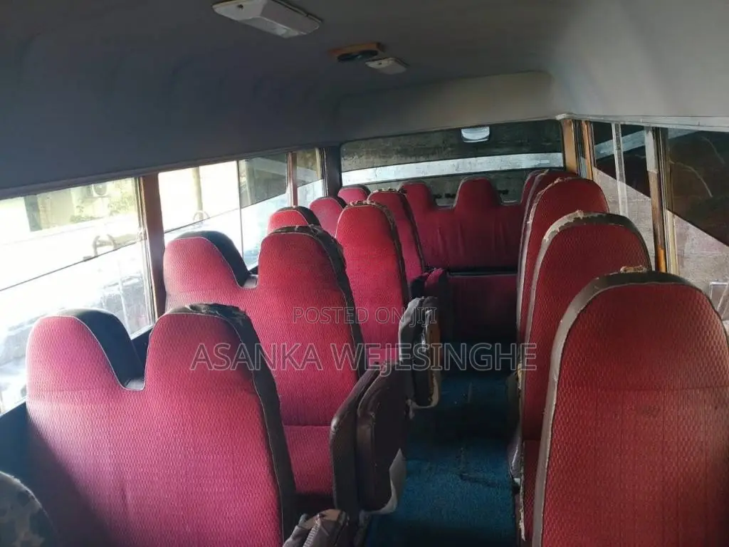 Isuzu Journey L 1980 Bus (Used)