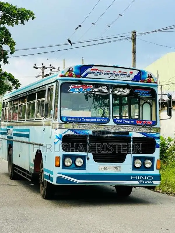 Ashok-Leyland Leyland 2002 Bus (Used)