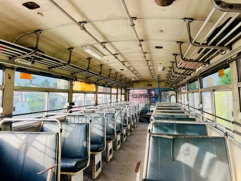 Ashok-Leyland Leyland 2002 Bus (Used)