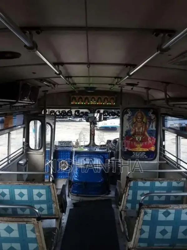 Ashok-Leyland Viking 2005 Bus (Used)