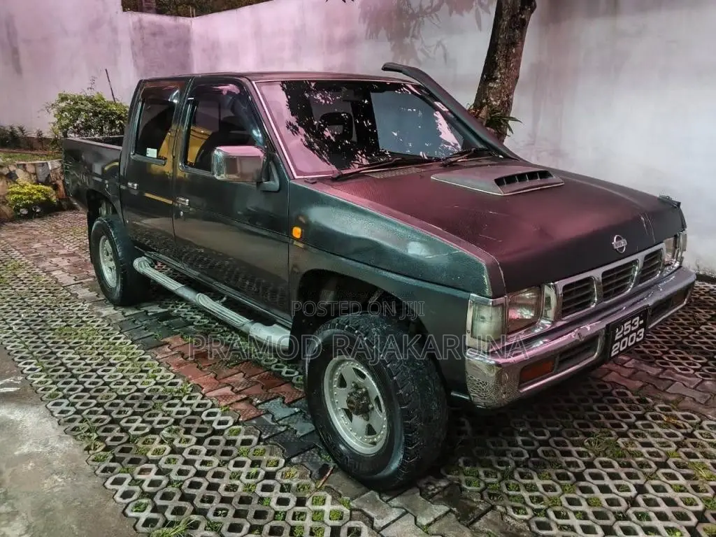 Nissan D21 1995 Pickup (Used)