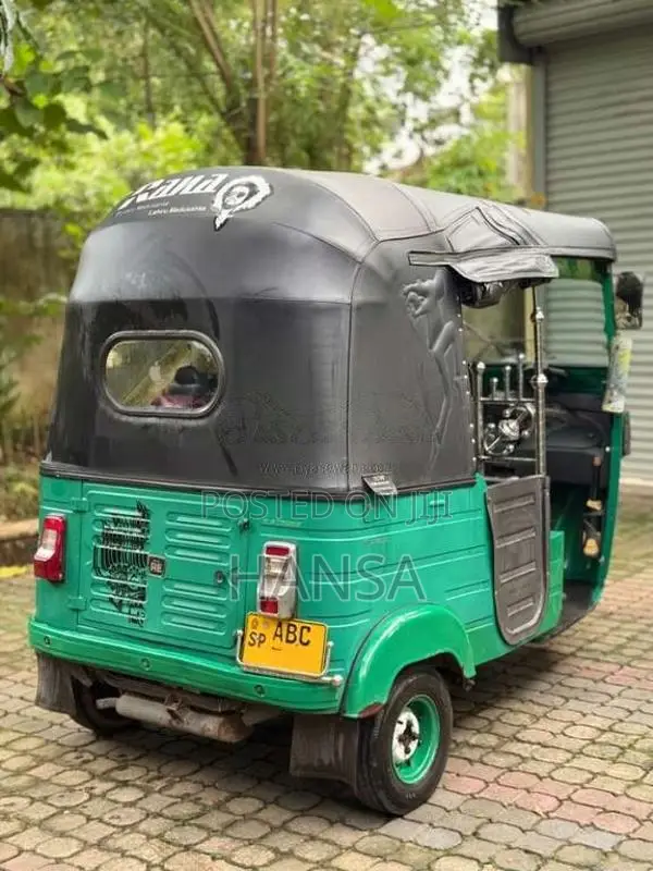 Bajaj RE 4 Stroke 2015 Three Wheel (Used)