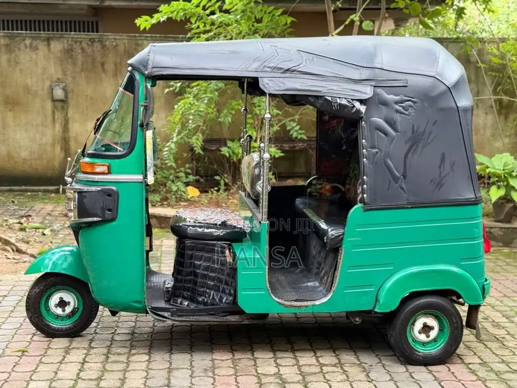 Bajaj RE 4 Stroke 2015 Three Wheel (Used)