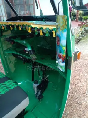 Bajaj 2 Stroke 2004 Three Wheel (Used)