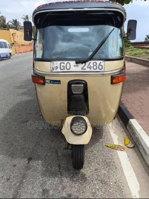 Bajaj 2 Stroke 2002 Three Wheel (Used)