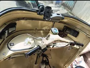 Bajaj 2 Stroke 2002 Three Wheel (Used)