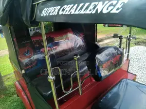 Bajaj 4 stroke 2014 Three Wheel (Used)