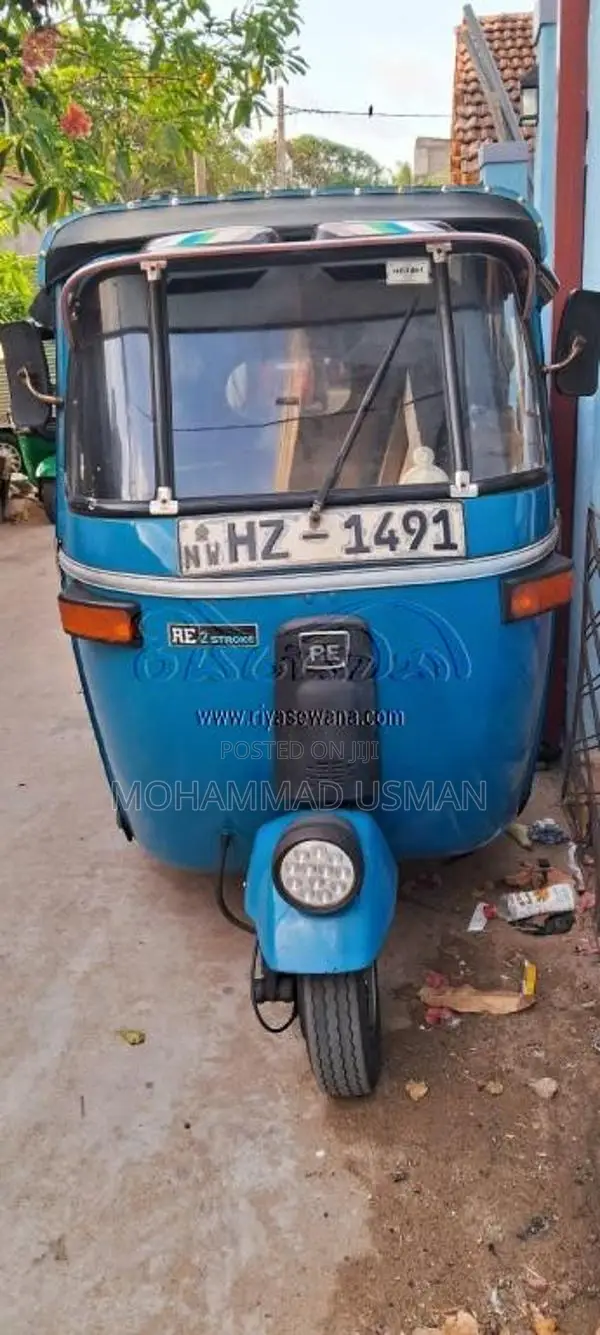 Bajaj 2 Stroke 2022 Three Wheel (Used)