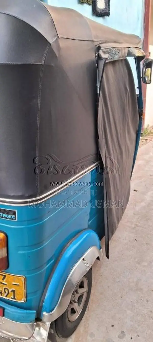 Bajaj 2 Stroke 2022 Three Wheel (Used)