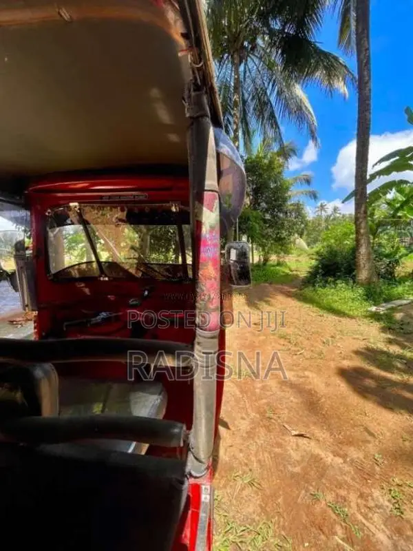 Bajaj 2 Stroke 1996 Three Wheel (Used)