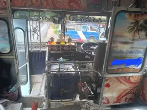 Ashok-Leyland Viking 2003 Bus (Used)