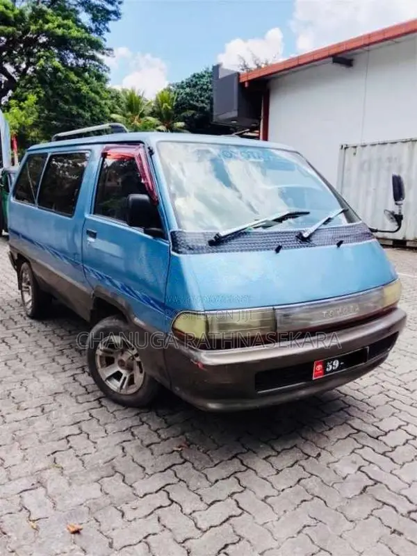 Toyota CR27 1991 Van (Used)