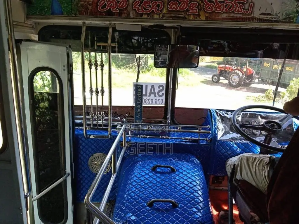 Ashok-Leyland Viking 2003 Bus (Used)