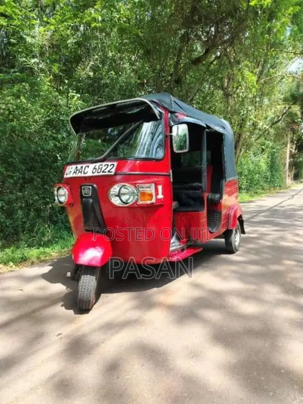 Bajaj RE 2012 Three Wheel (Used)