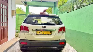 Kia Sorento 2011 SUV (Used)