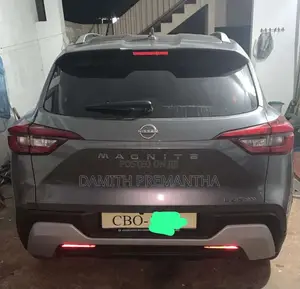Nissan Magnite 2025 SUV (Used)