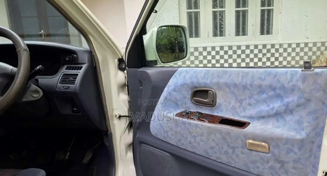 Toyota Townace Noah CR41 1997 Van (Used)