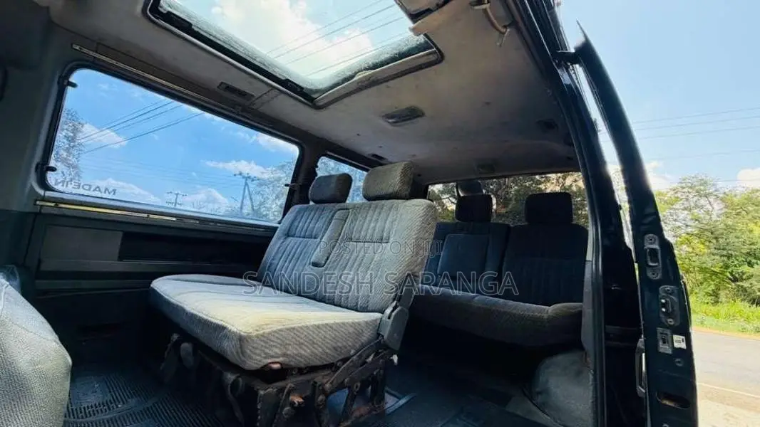Mitsubishi L300 1992 Van (Used)