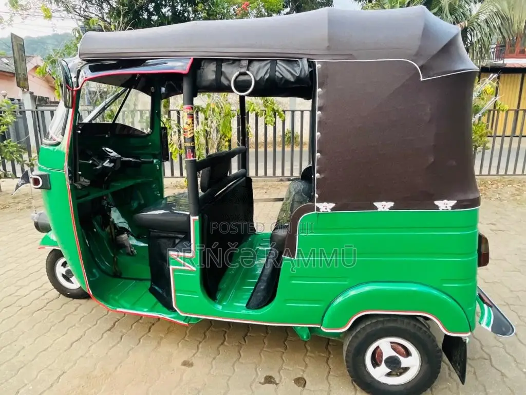 Bajaj RE 4 Stroke 2010 Three Wheel (Used)