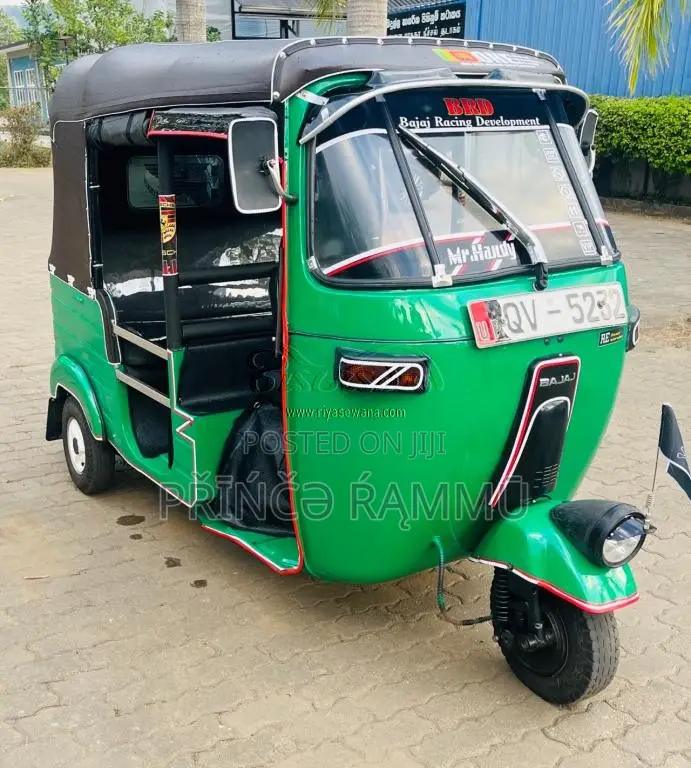 Bajaj RE 4 Stroke 2010 Three Wheel (Used)