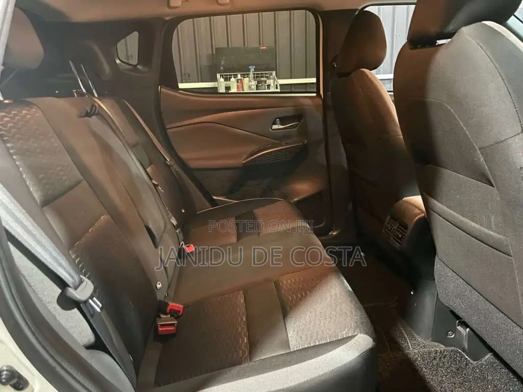 Nissan Magnite N-CONNECTA CVT TURBO 2025 SUV (Used)