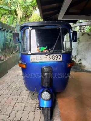 Bajaj 4 Stroke 2008 Three Wheel (Used)