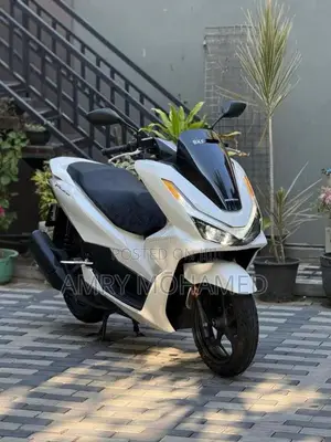 Honda Pcx 160 2025 Motorbike (Used)