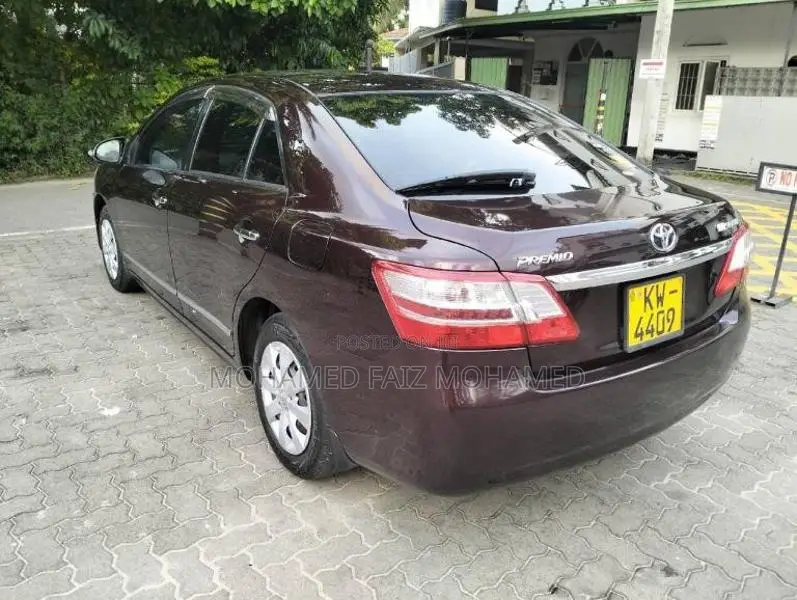 Toyota Premio G Superior 2013 Car (Used)