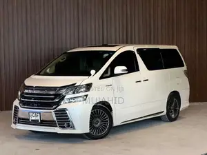 Toyota Vellfire 2013 Van (Used)