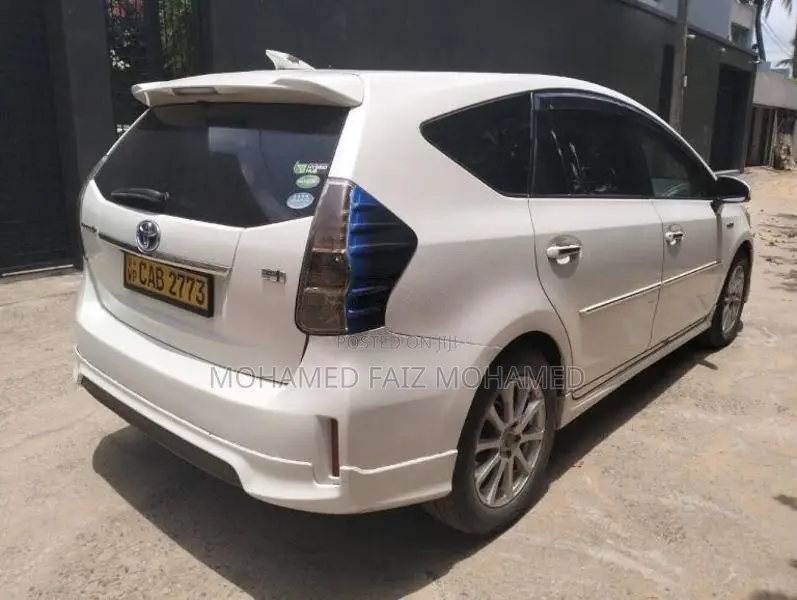 Toyota Prius CX Alpha S Tutoring 2012 Car (Used)