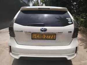 Toyota Prius CX Alpha S Tutoring 2012 Car (Used)