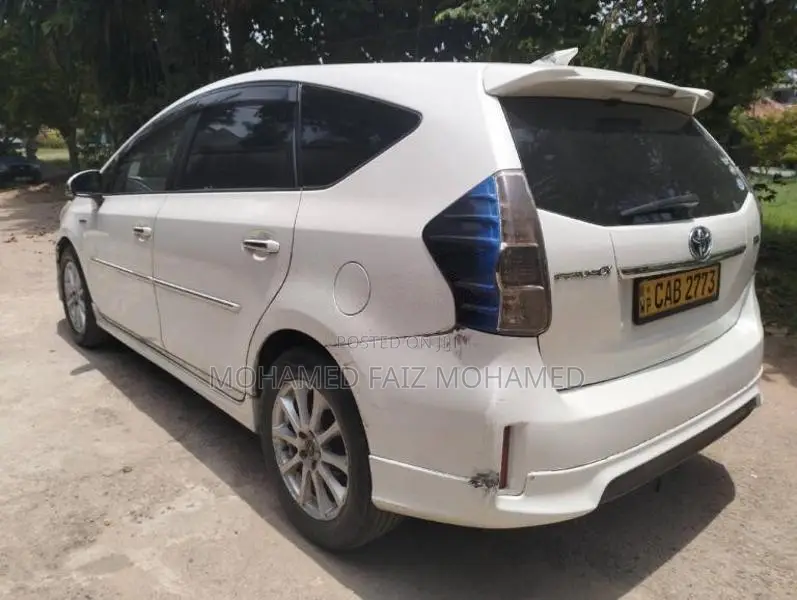 Toyota Prius CX Alpha S Tutoring 2012 Car (Used)