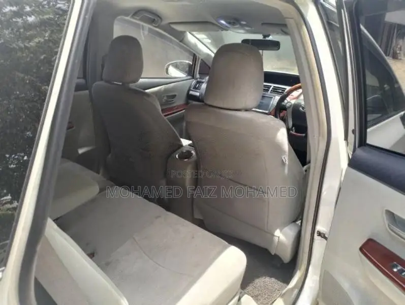 Toyota Prius CX Alpha S Tutoring 2012 Car (Used)