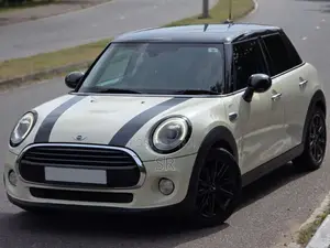 BMW Mini Cooper S 2017 Car (Used)