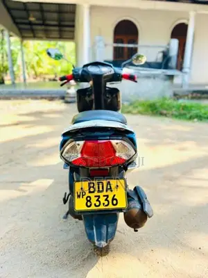 Honda Dio 2015 Motorbike (Used)