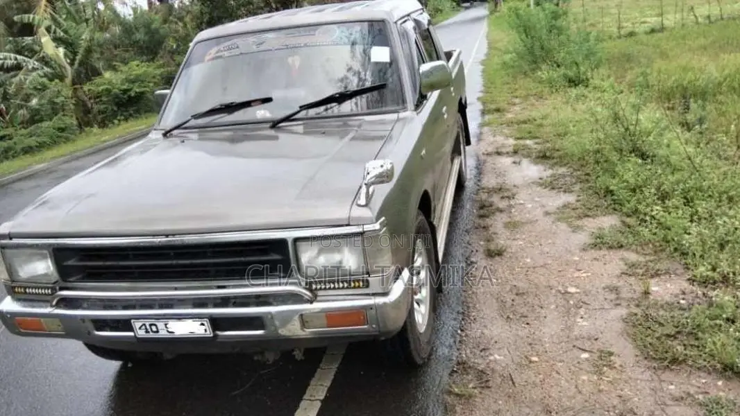 Nissan Datsun D720 1984 Pickup (Used)
