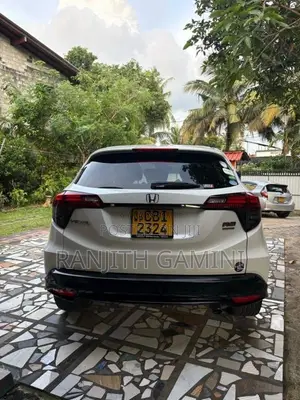 Honda Vezel Rs Sensing Led 2019 SUV (Used)