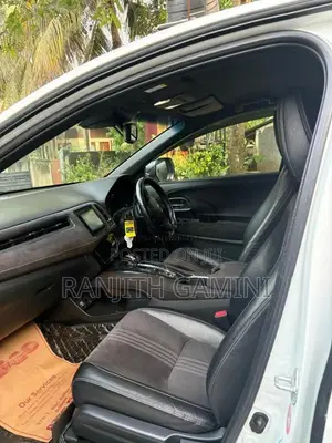 Honda Vezel Rs Sensing Led 2019 SUV (Used)