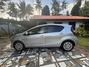 Toyota Aqua Eagle Eye 2017 Car (Used)