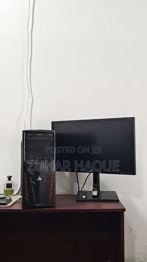 Desktop Computer 8GB Intel Core i5 SSD 256GB